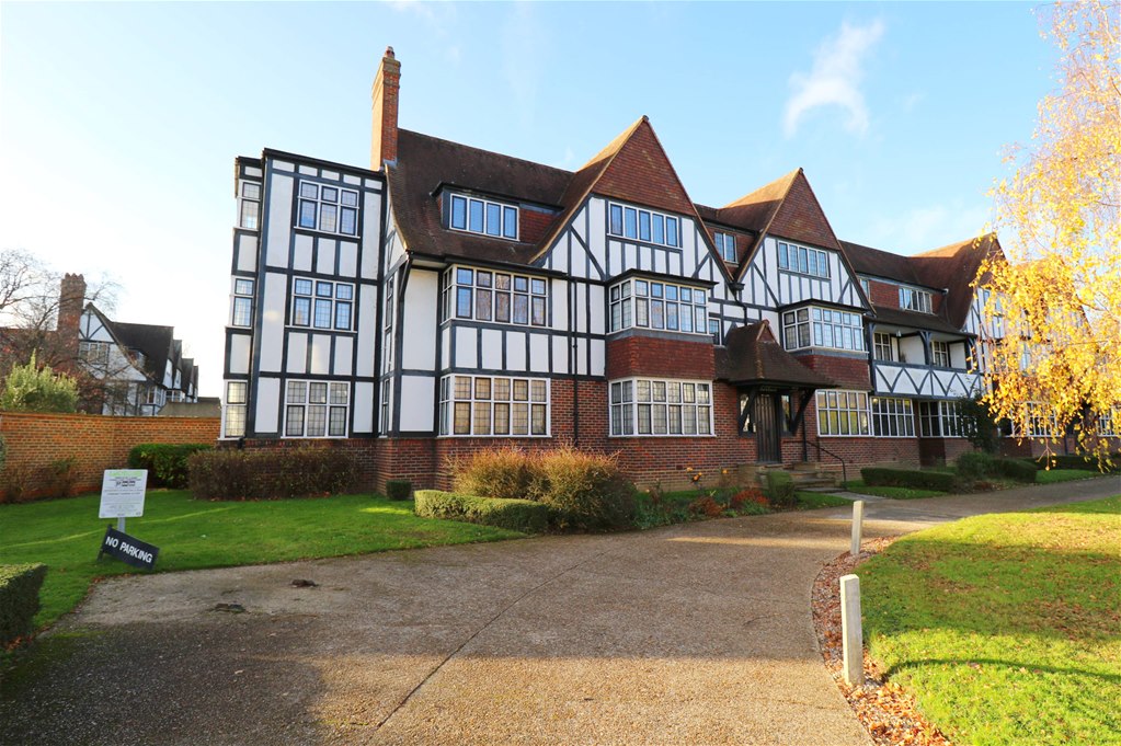 Queens Drive, West Acton, West Acton